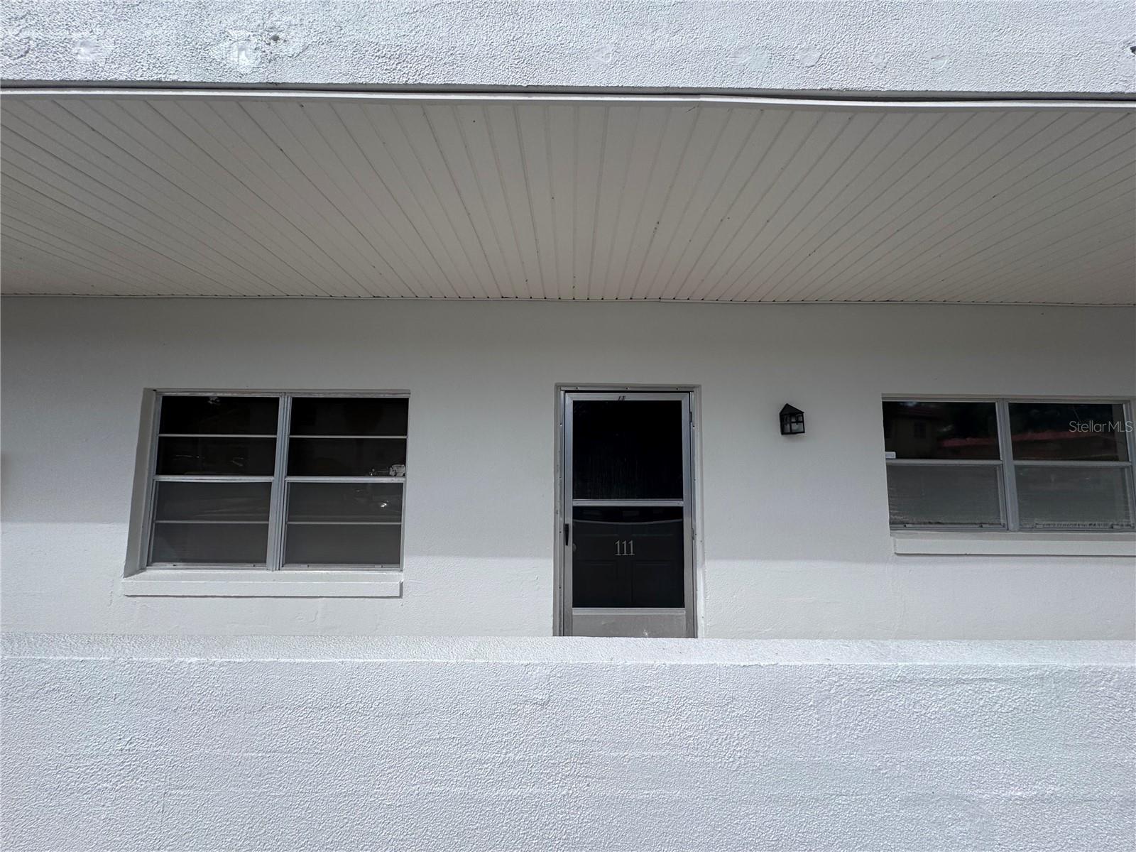 Image 2 of 16 For 100 El Camino Drive 111