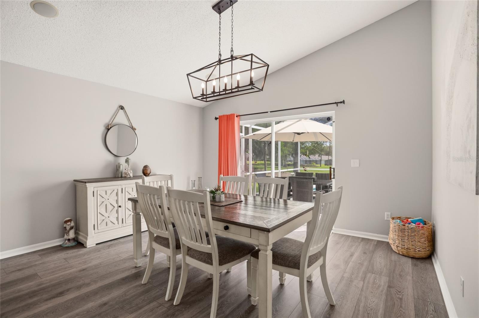 Image 11 of 27 For 2203 Mallory Circle