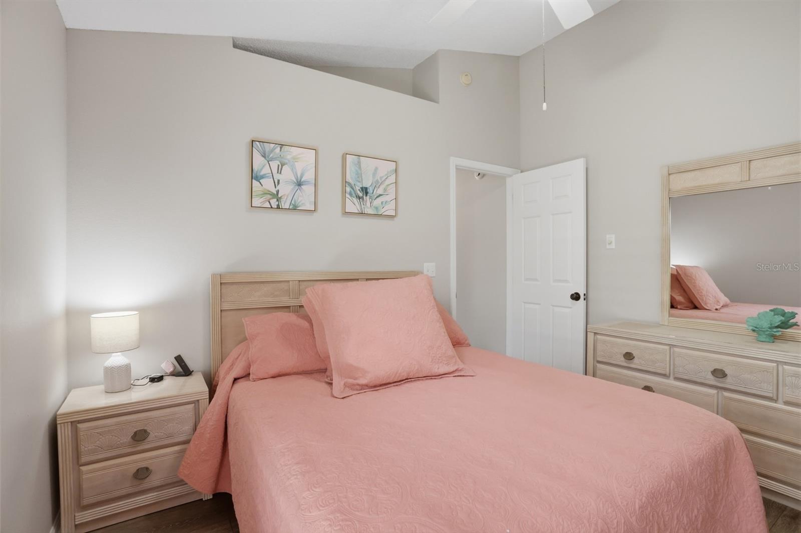 Image 18 of 27 For 2203 Mallory Circle