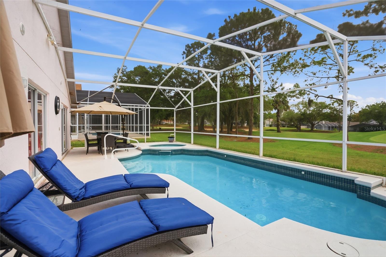 Image 2 of 27 For 2203 Mallory Circle