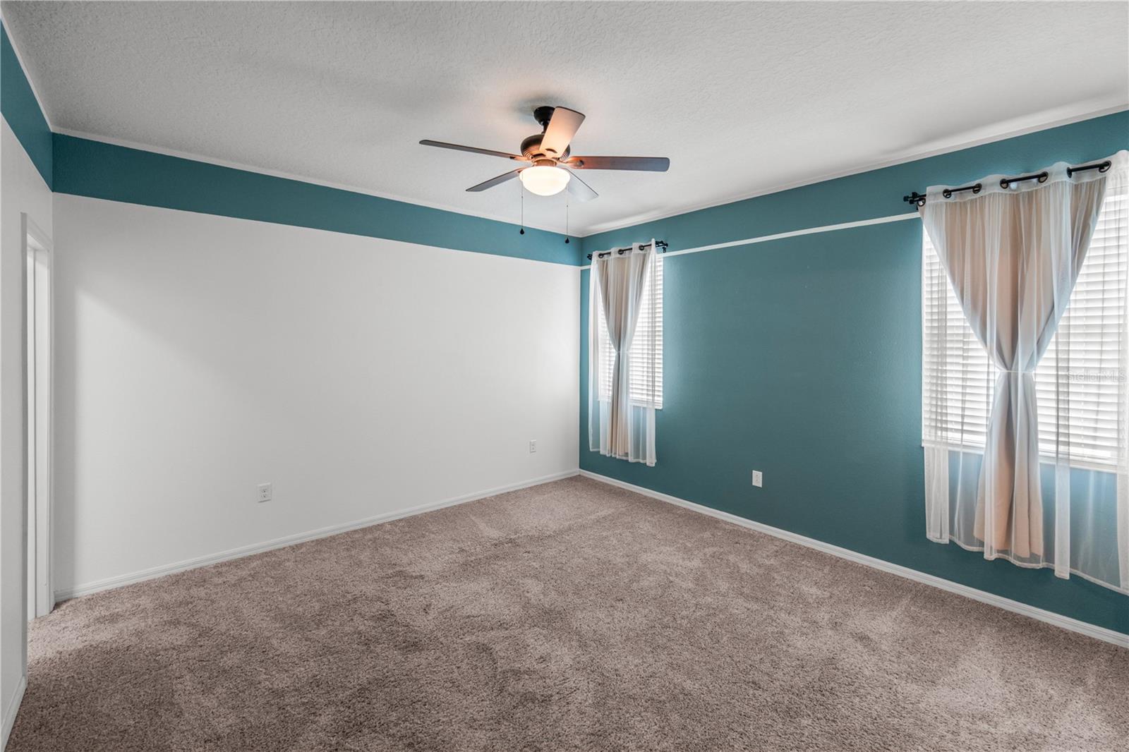 Image 13 of 28 For 2813 Shelburne Way