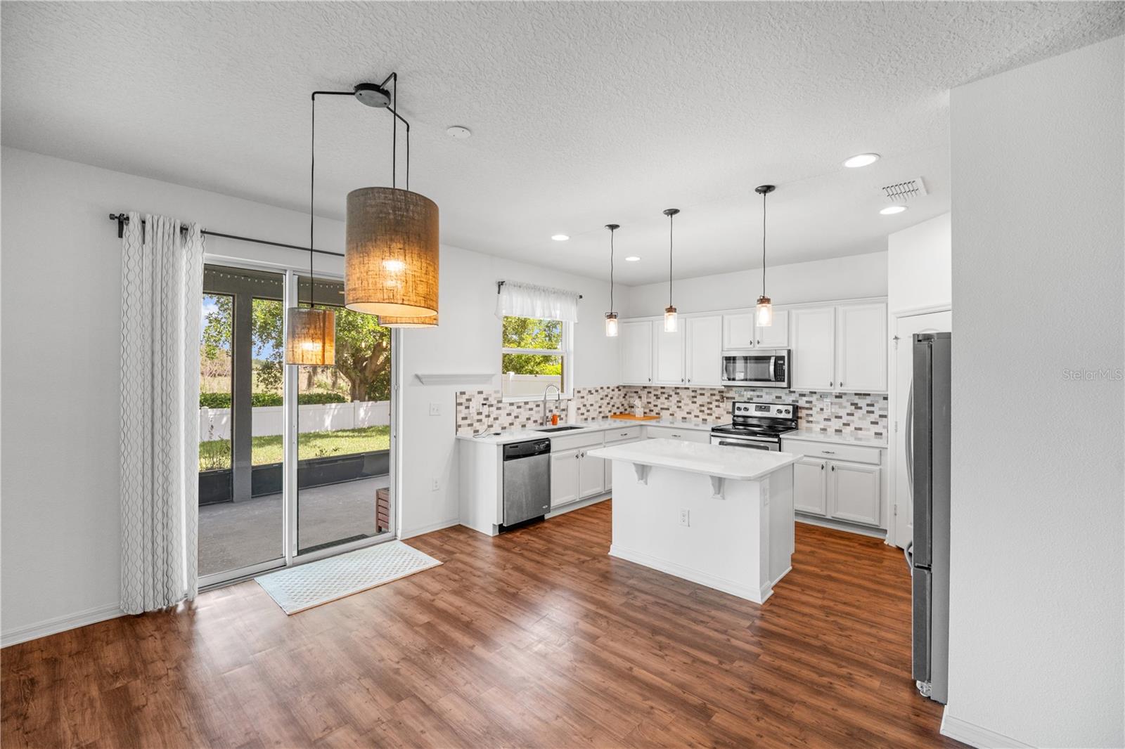 Image 5 of 28 For 2813 Shelburne Way