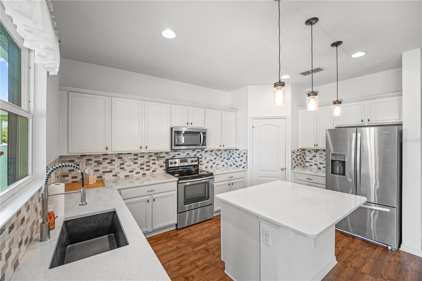 Image 8 of 28 For 2813 Shelburne Way