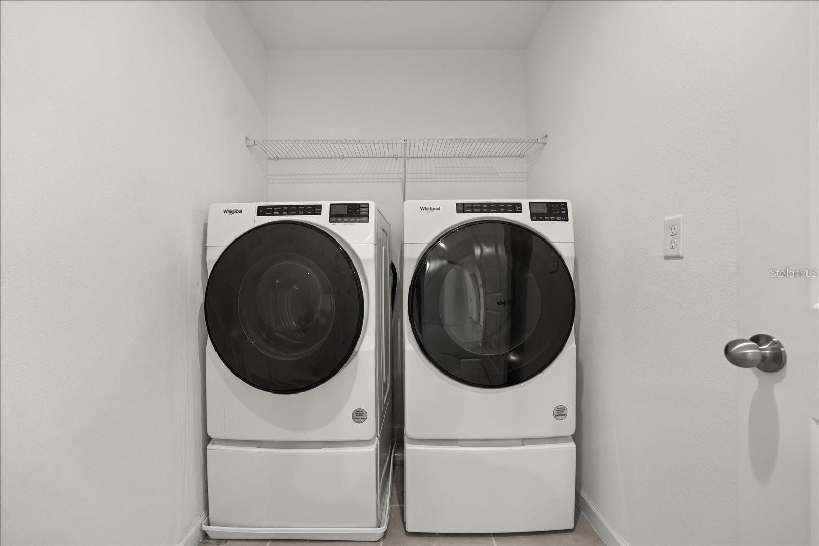 Image 19 of 34 For 1051 Lakeshore Breeze Place