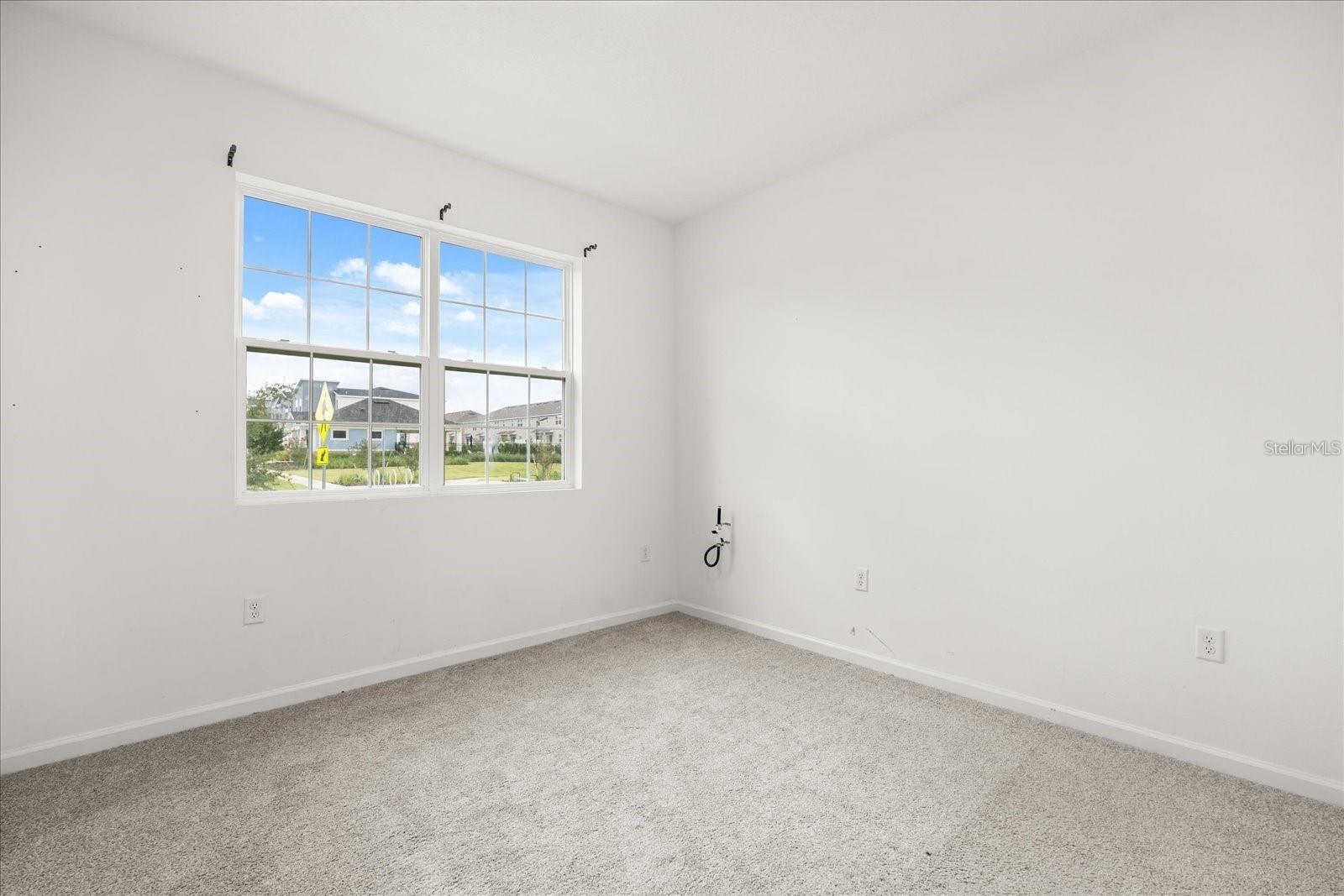 Image 25 of 34 For 1051 Lakeshore Breeze Place