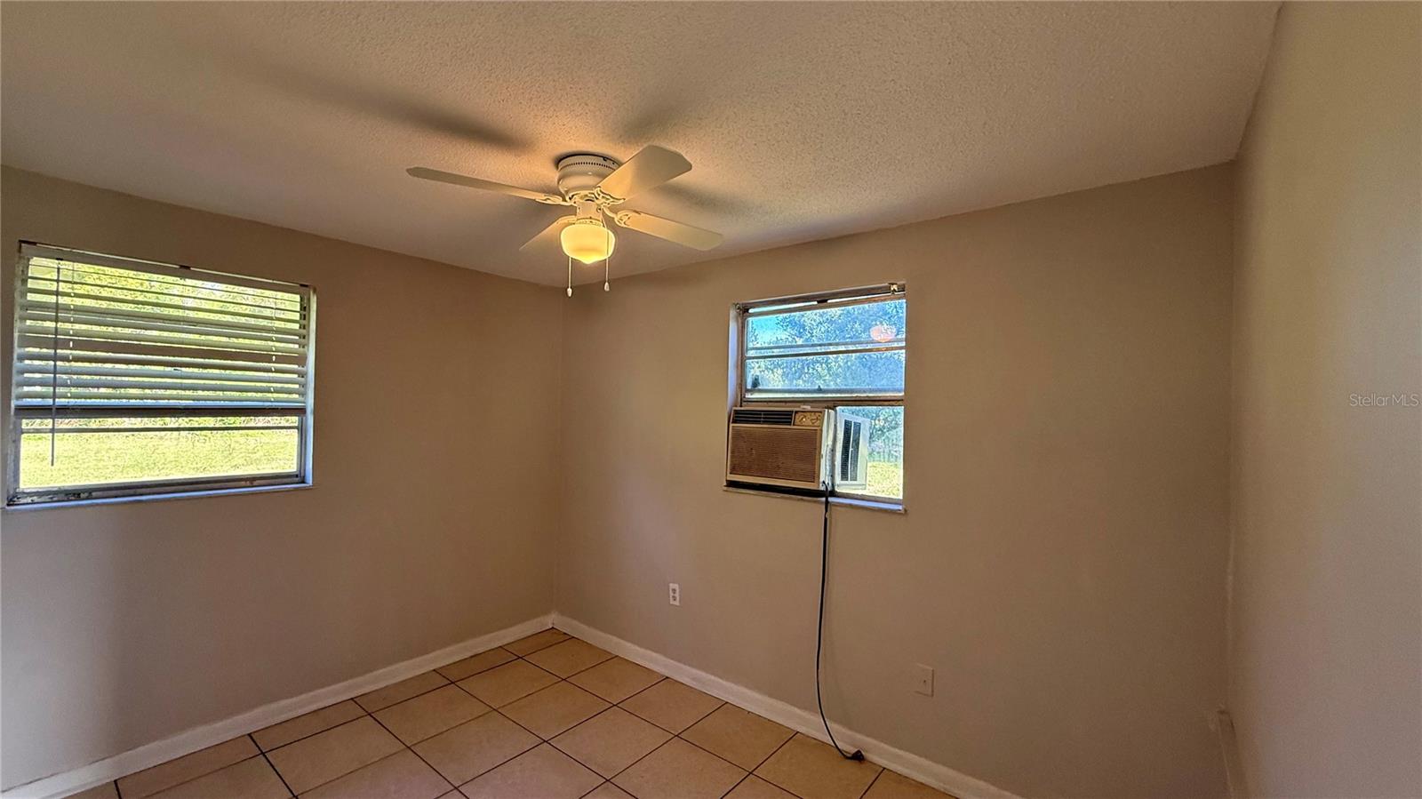 Image 8 of 12 For 1314 Combee Road 4