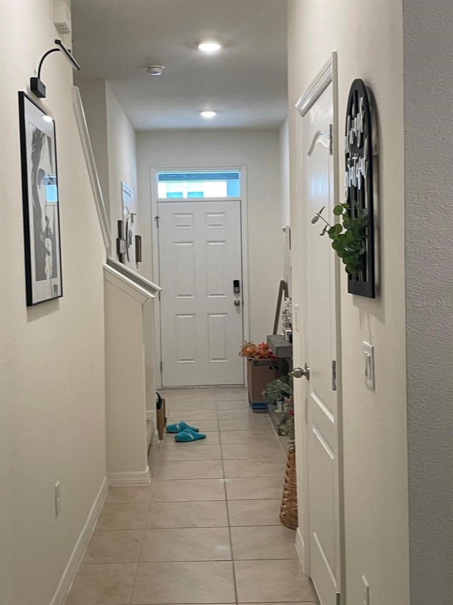 Image 3 of 22 For 1428 Plank Place