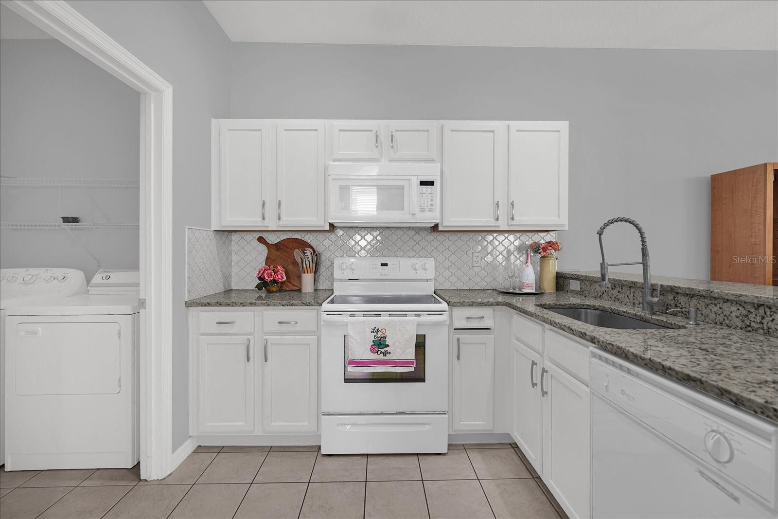 Image 11 of 32 For 1453 Royal Ridge Drive