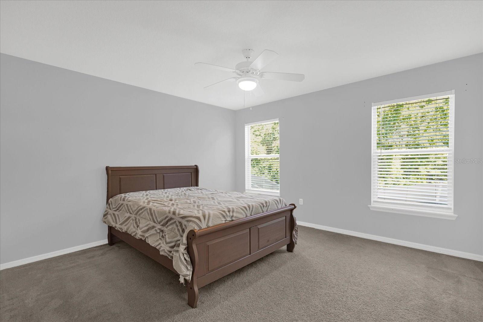 Image 17 of 32 For 1453 Royal Ridge Drive