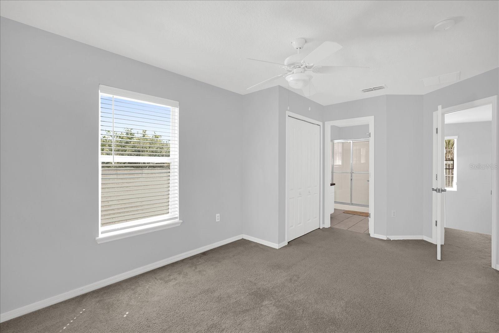 Image 21 of 32 For 1453 Royal Ridge Drive