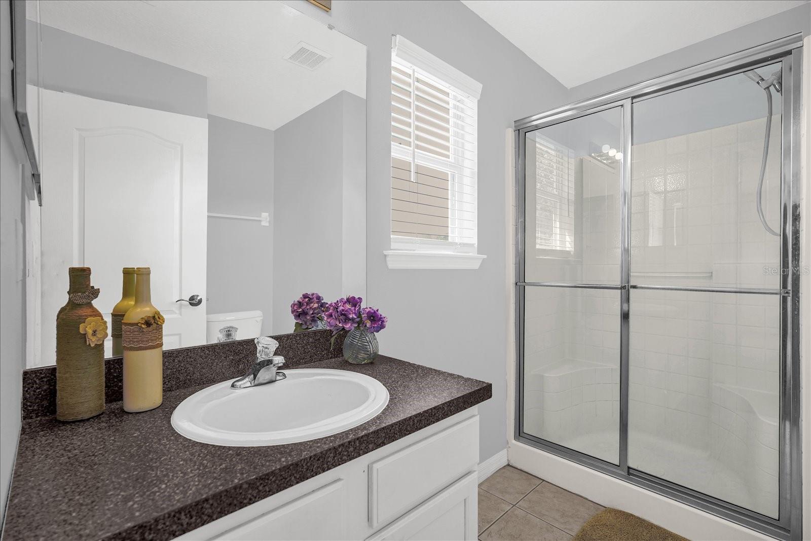 Image 22 of 32 For 1453 Royal Ridge Drive