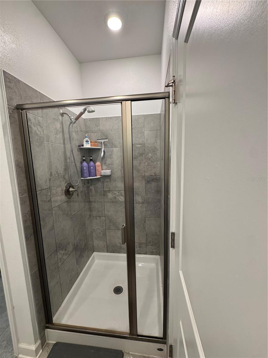 Image 23 of 40 For 11924 Boldface Drive