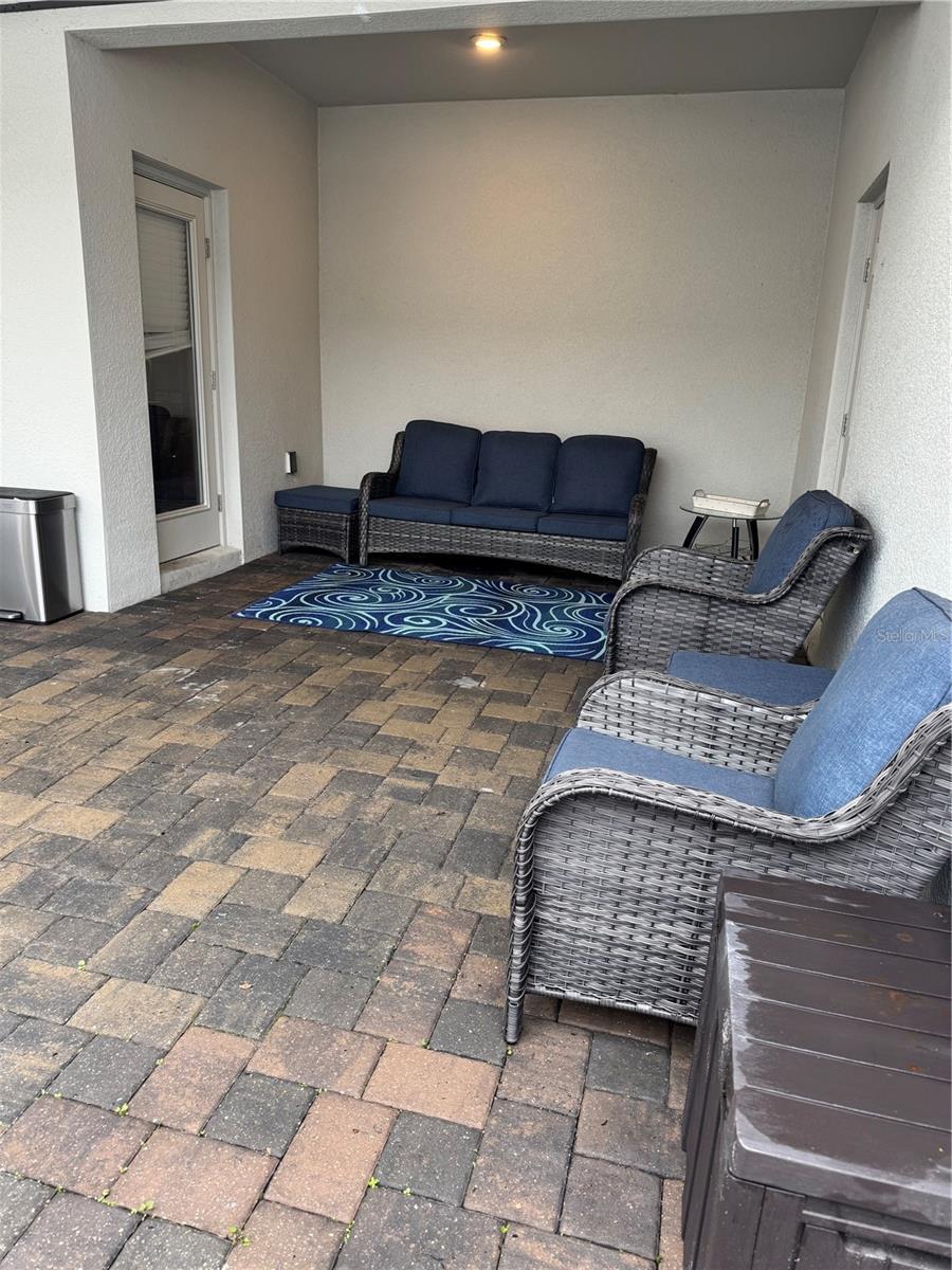 Image 33 of 40 For 11924 Boldface Drive