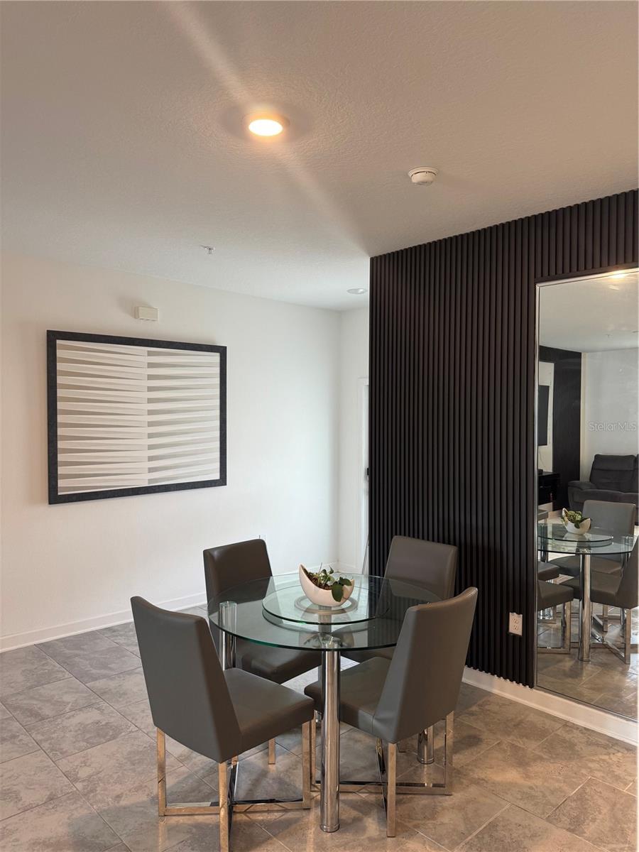 Image 6 of 40 For 11924 Boldface Drive