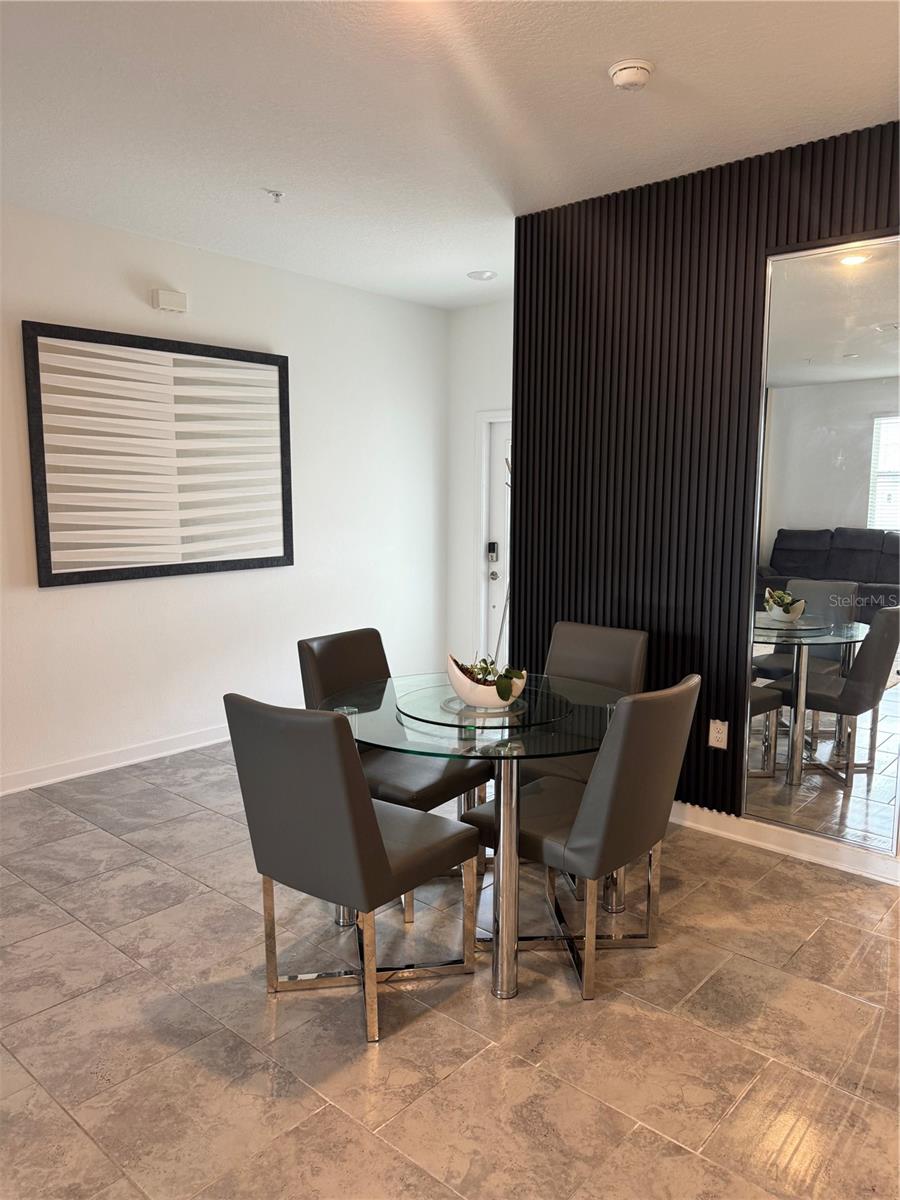 Image 8 of 40 For 11924 Boldface Drive