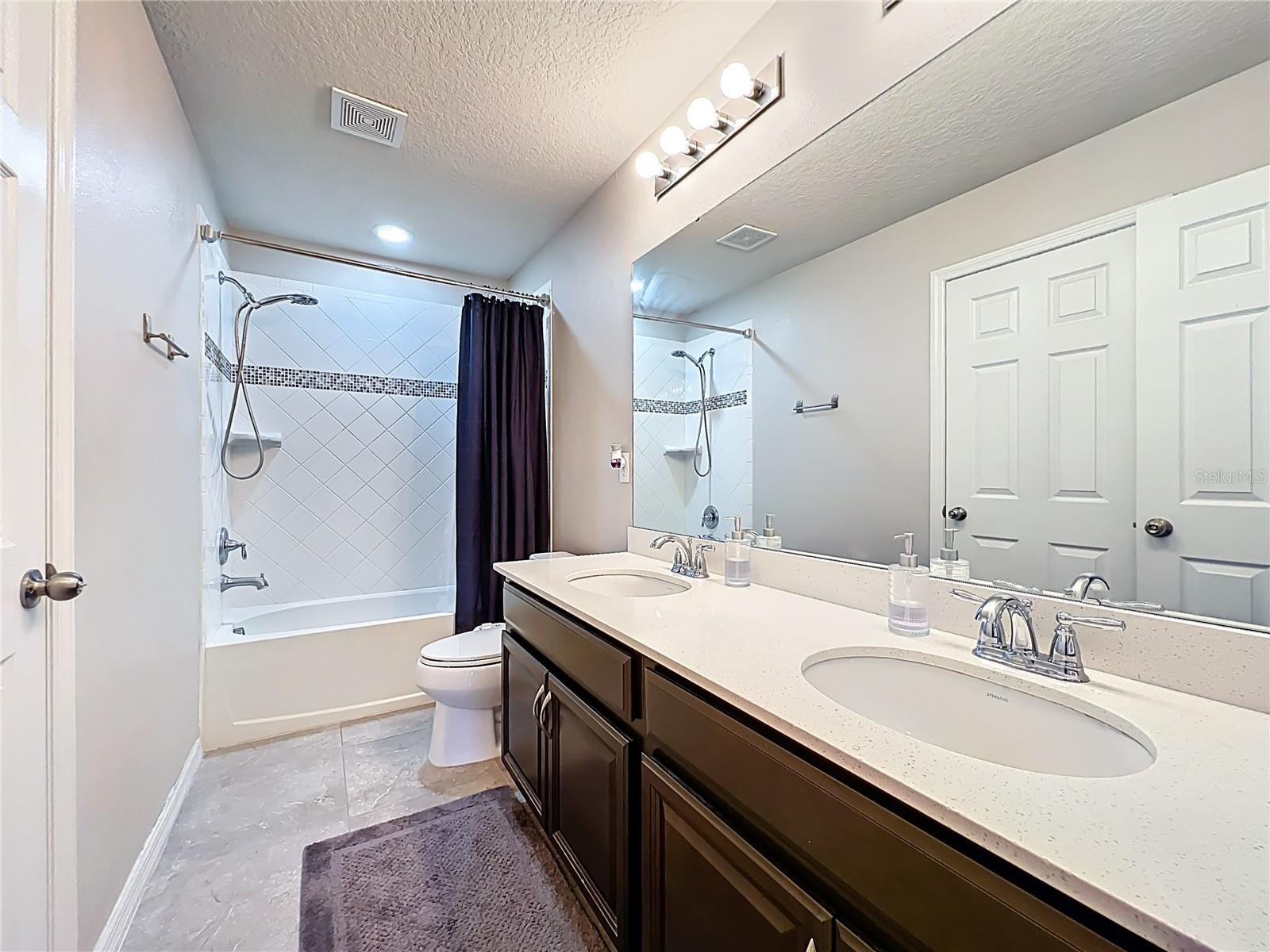 Image 33 of 61 For 2381 Rapollo Drive