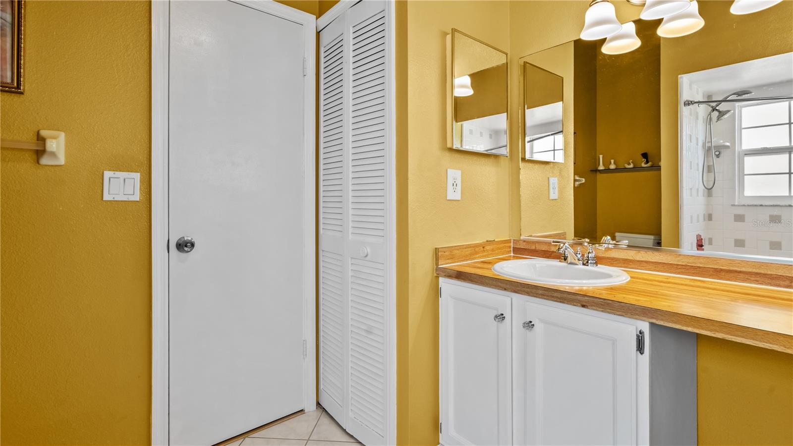 Image 11 of 21 For 3320 Pineridge Circle