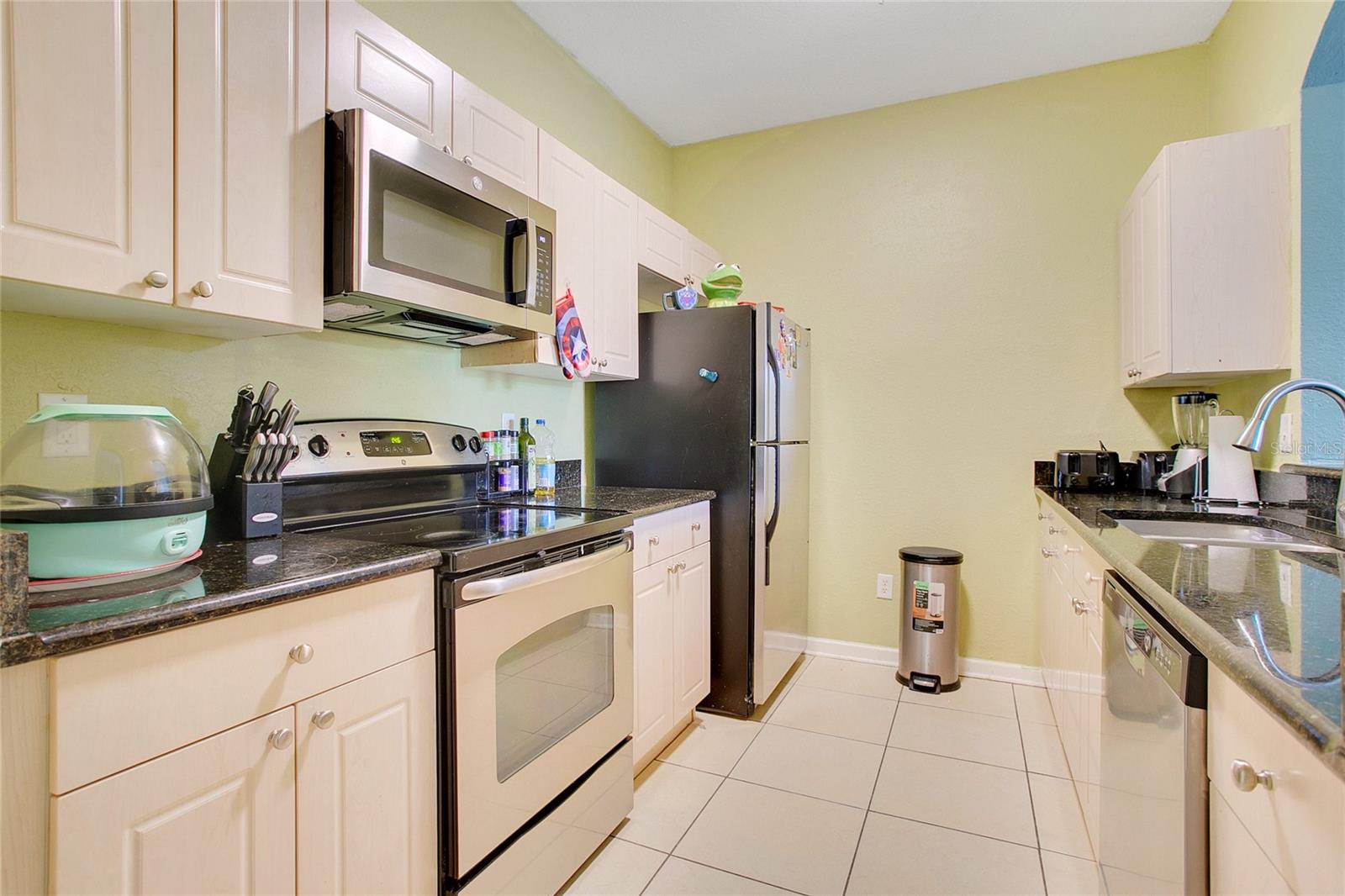 Image 4 of 22 For 2300 Silver Palm Drive # 303