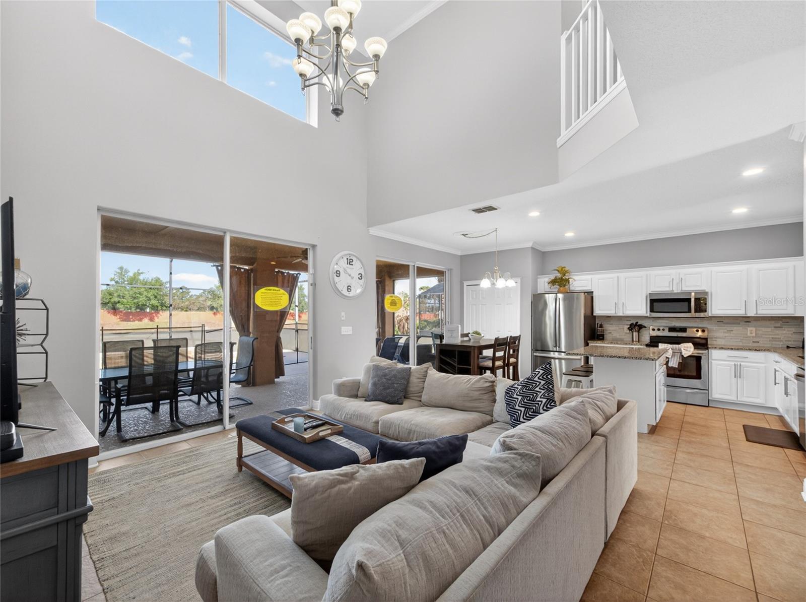 Image 16 of 51 For 242 Solana Circle