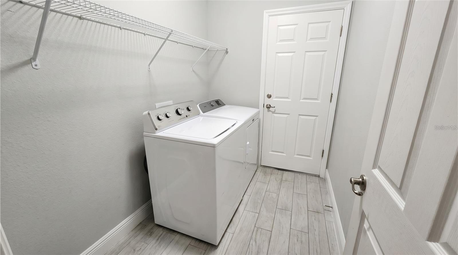 Image 22 of 22 For 276 Sunrise Boulevard