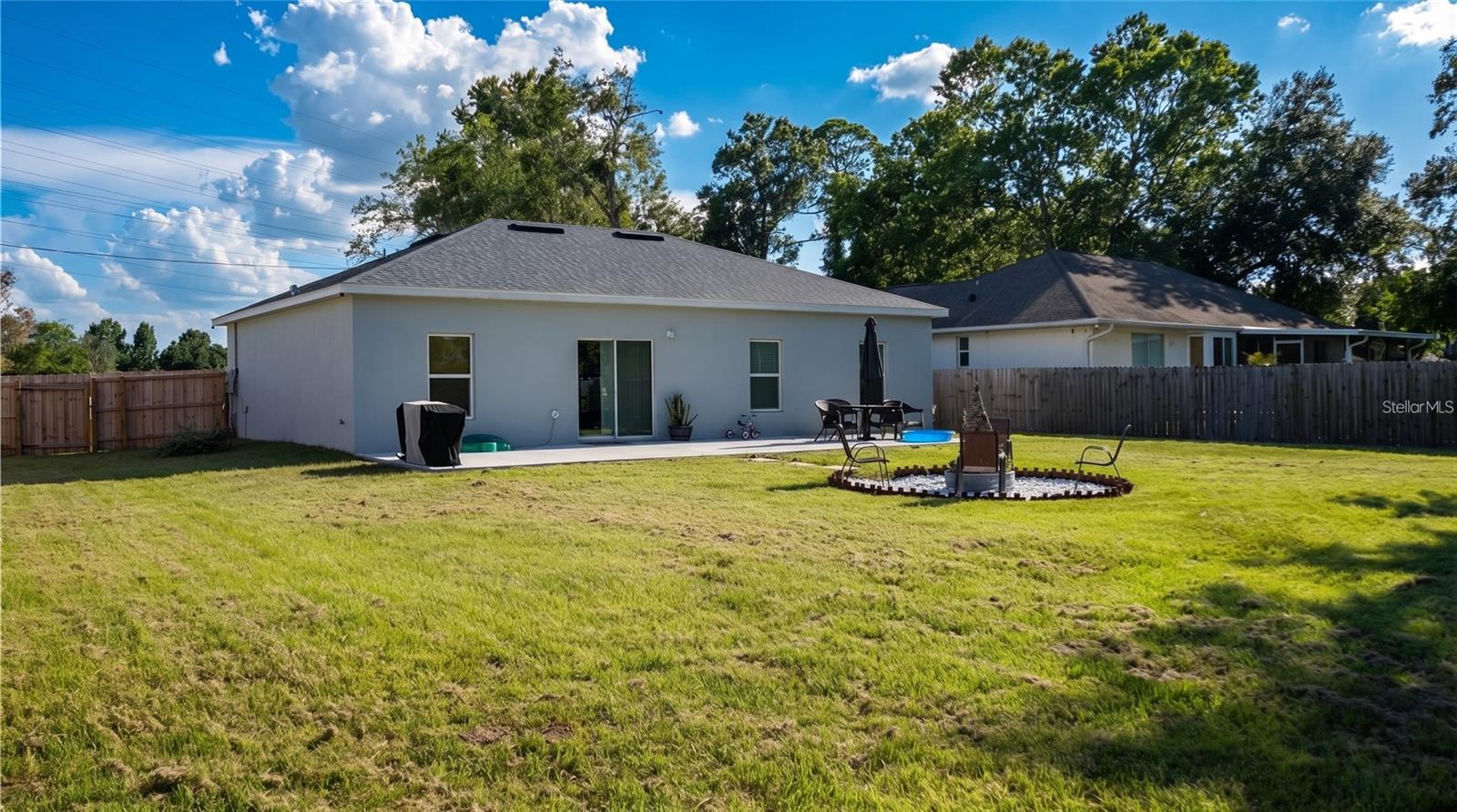 Image 5 of 22 For 276 Sunrise Boulevard