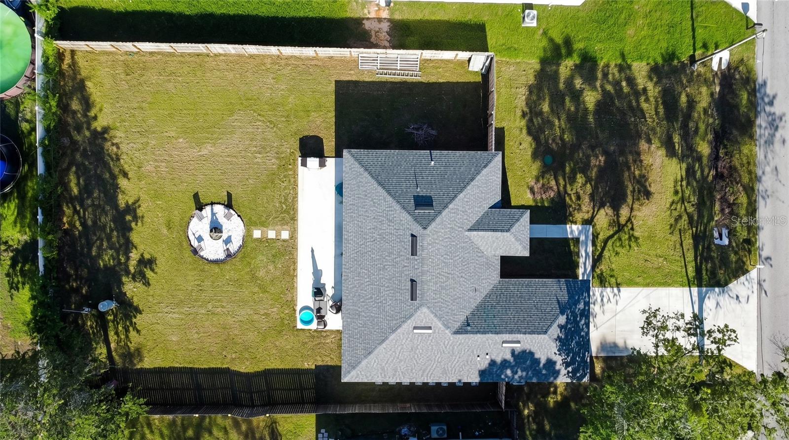 Image 8 of 22 For 276 Sunrise Boulevard