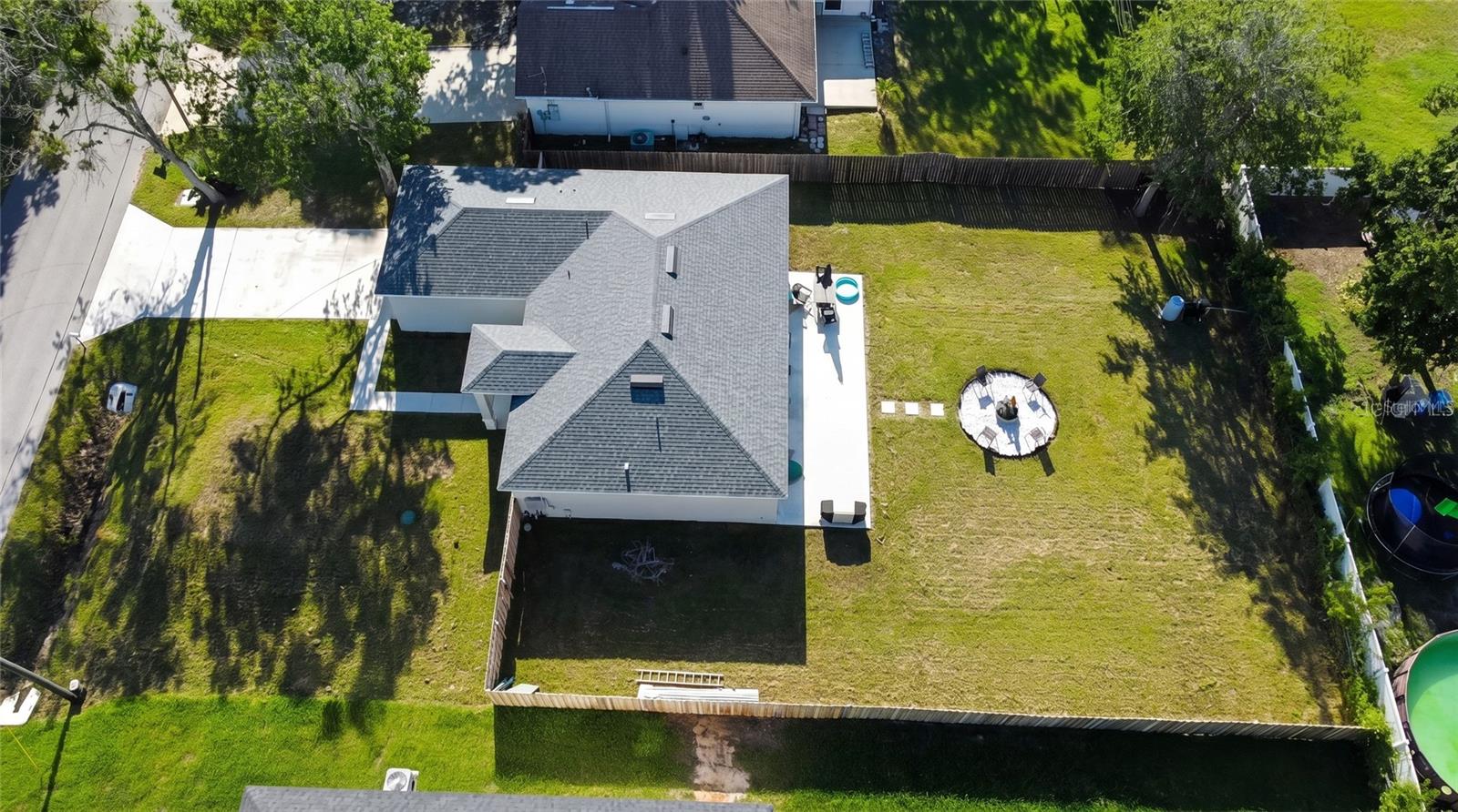 Image 9 of 22 For 276 Sunrise Boulevard