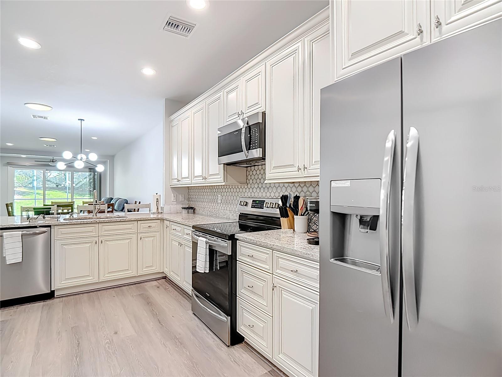 Image 12 of 50 For 69 Enclave Drive