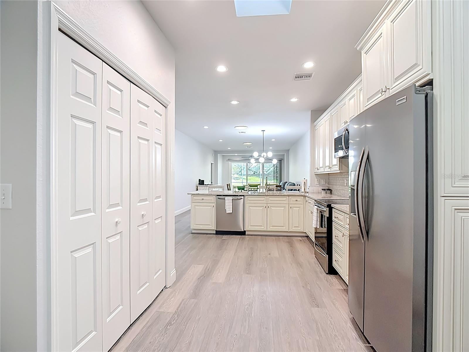 Image 13 of 50 For 69 Enclave Drive