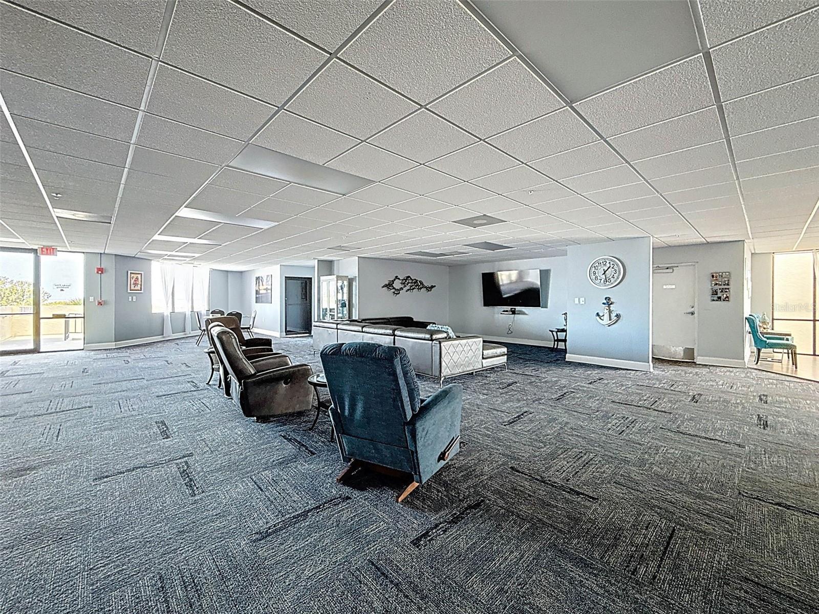 Image 50 of 85 For 5915 Sea Ranch Drive 711