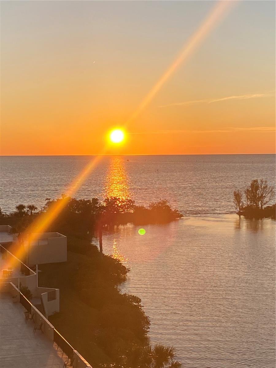 Image 61 of 85 For 5915 Sea Ranch Drive 711