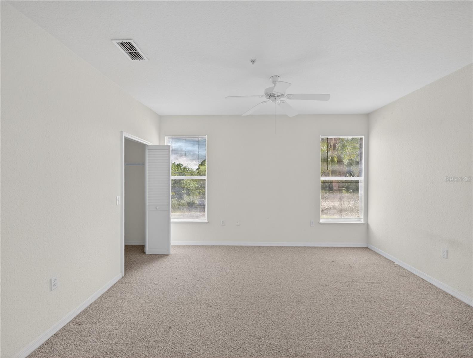 Image 12 of 48 For 1100 Lake Shadow Circle 2307