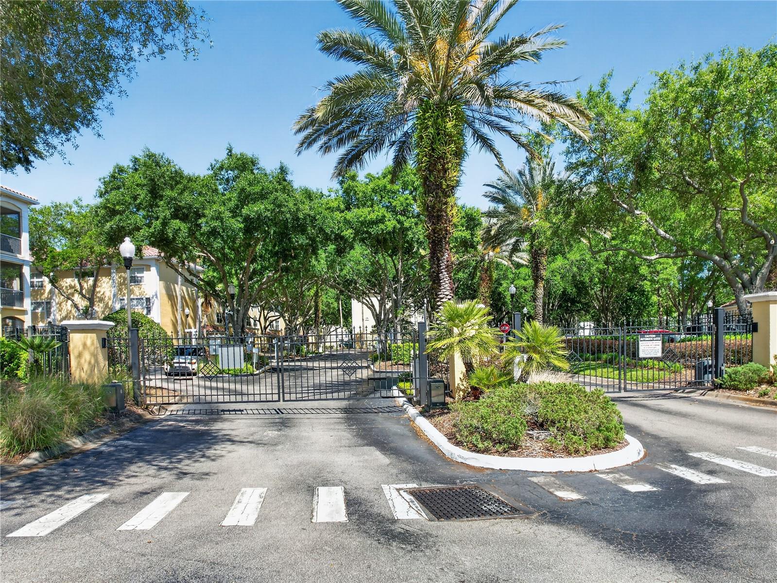 Image 29 of 48 For 1100 Lake Shadow Circle 2307