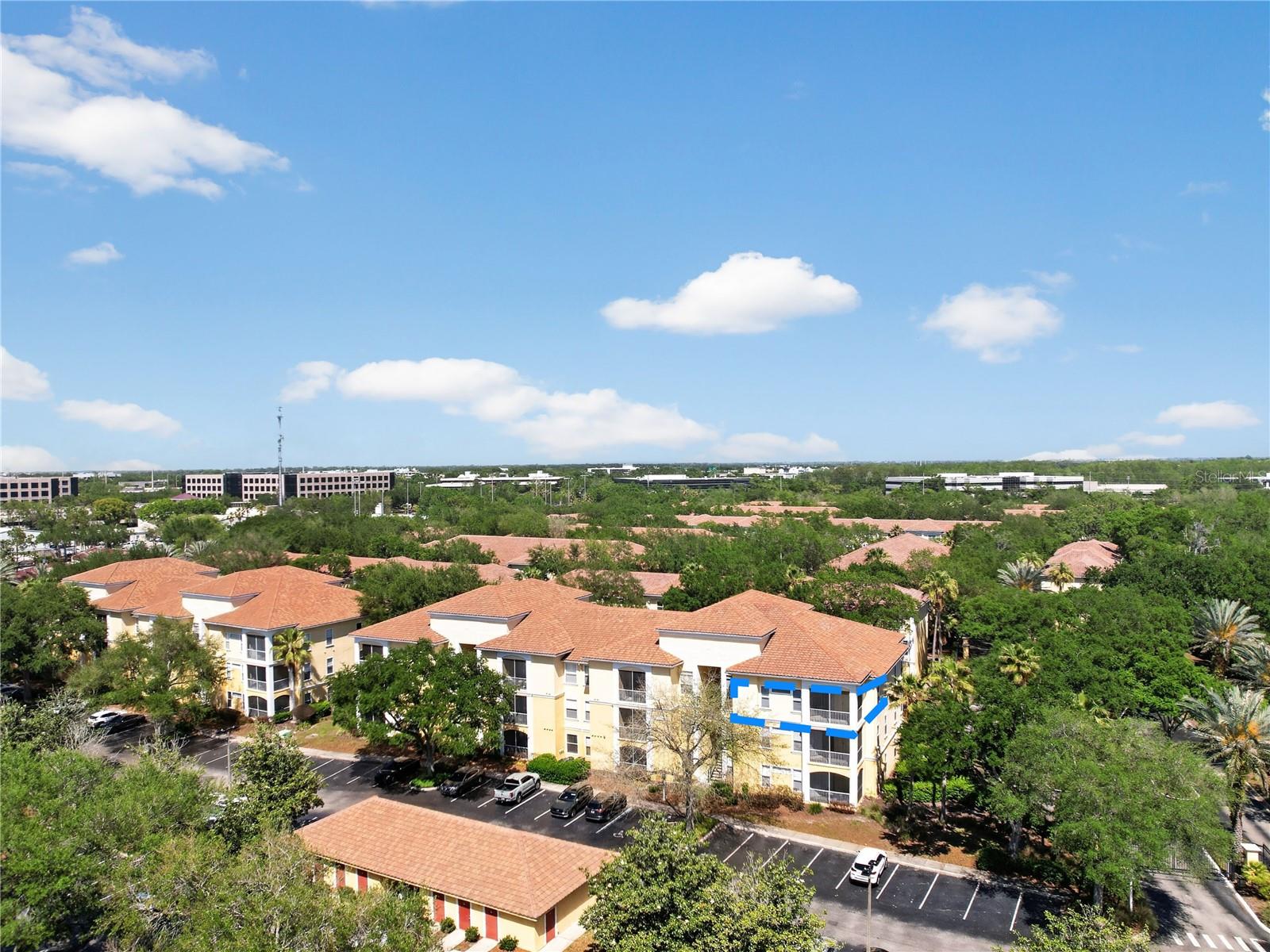 Image 43 of 48 For 1100 Lake Shadow Circle 2307