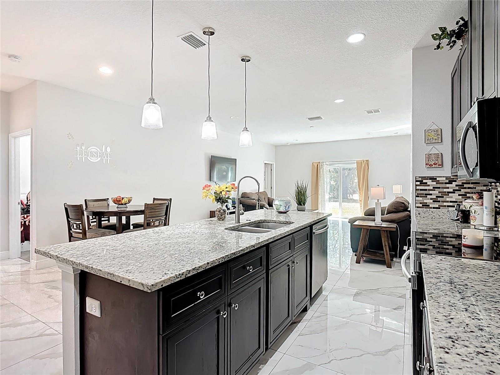 Image 4 of 29 For 471 Gannet Court