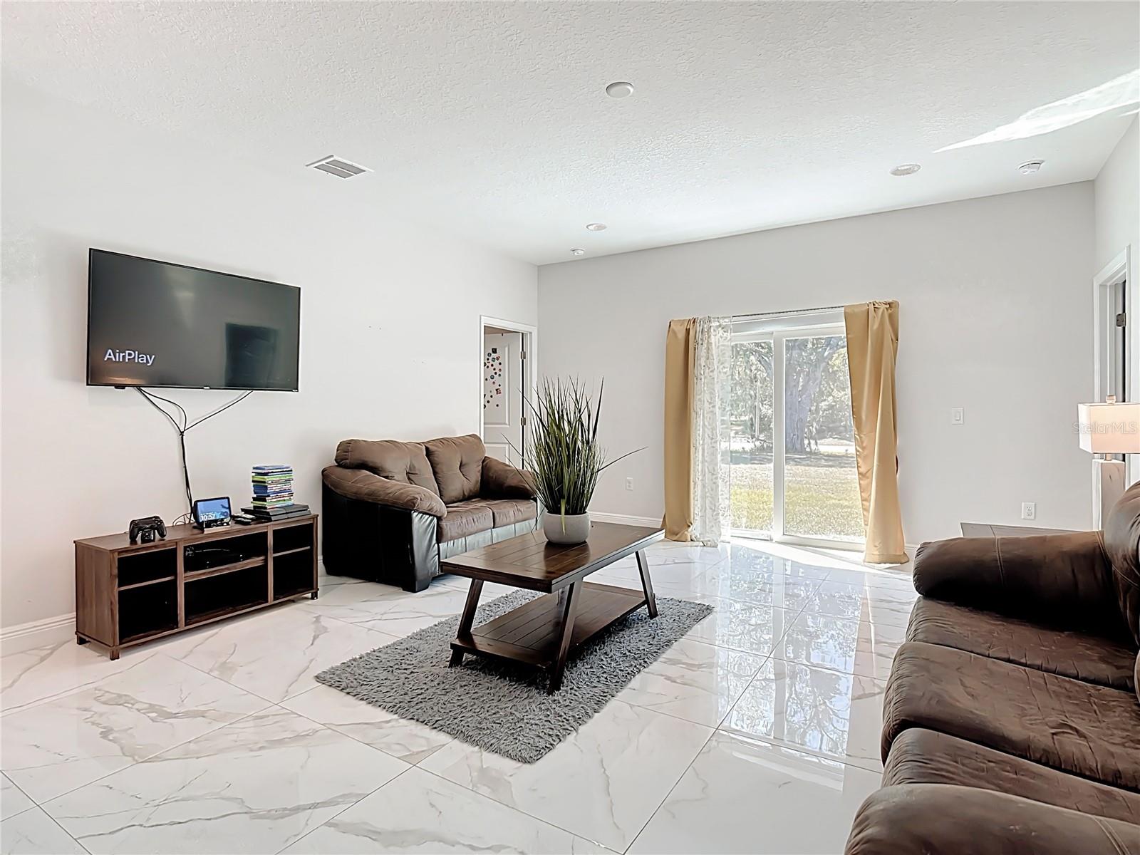 Image 9 of 29 For 471 Gannet Court