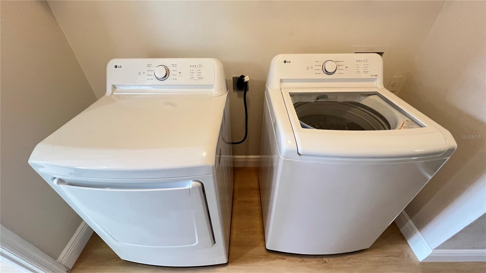 Image 16 of 35 For 16834 Sunrise Vista Drive