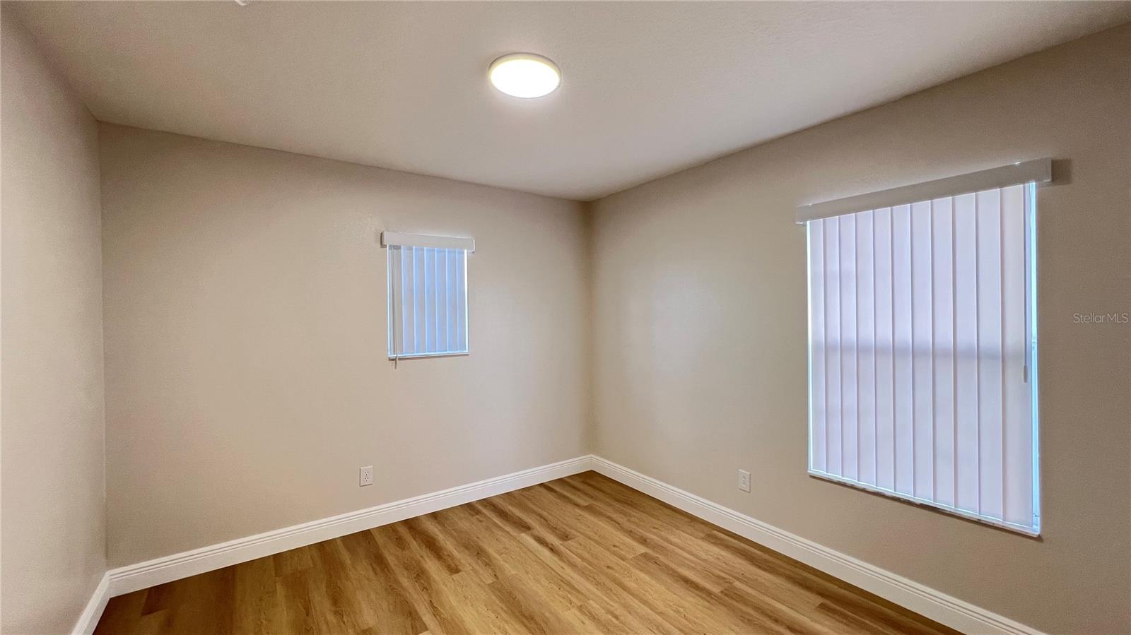 Image 24 of 35 For 16834 Sunrise Vista Drive