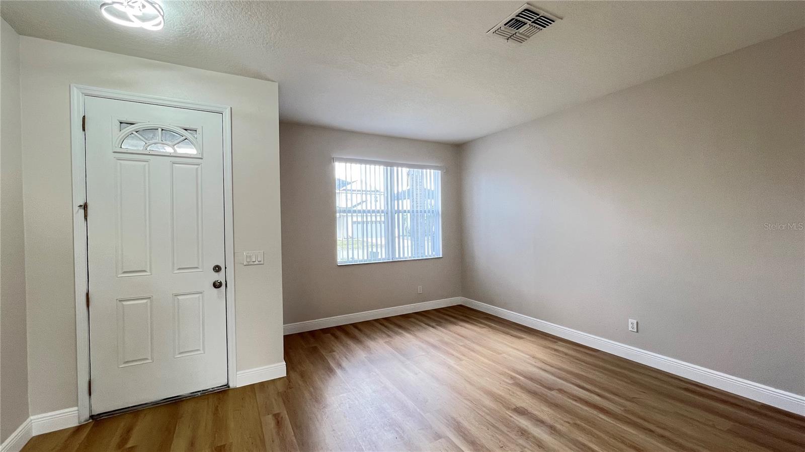 Image 4 of 35 For 16834 Sunrise Vista Drive