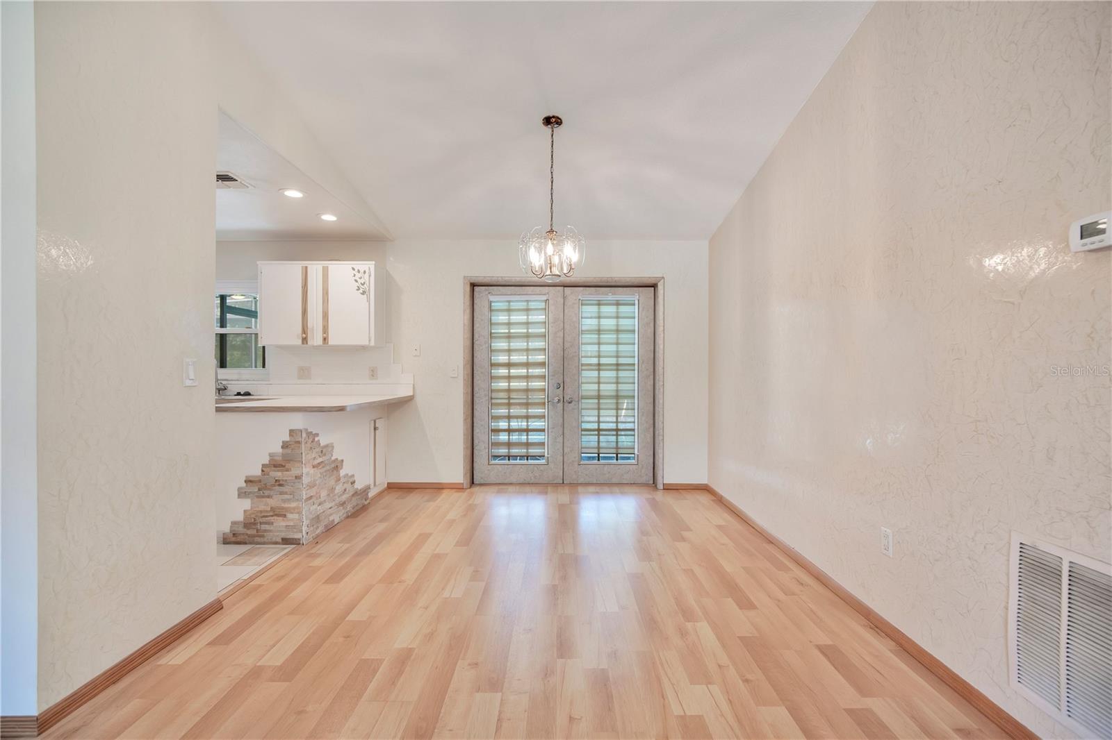 Image 8 of 36 For 1672 Bavon Drive