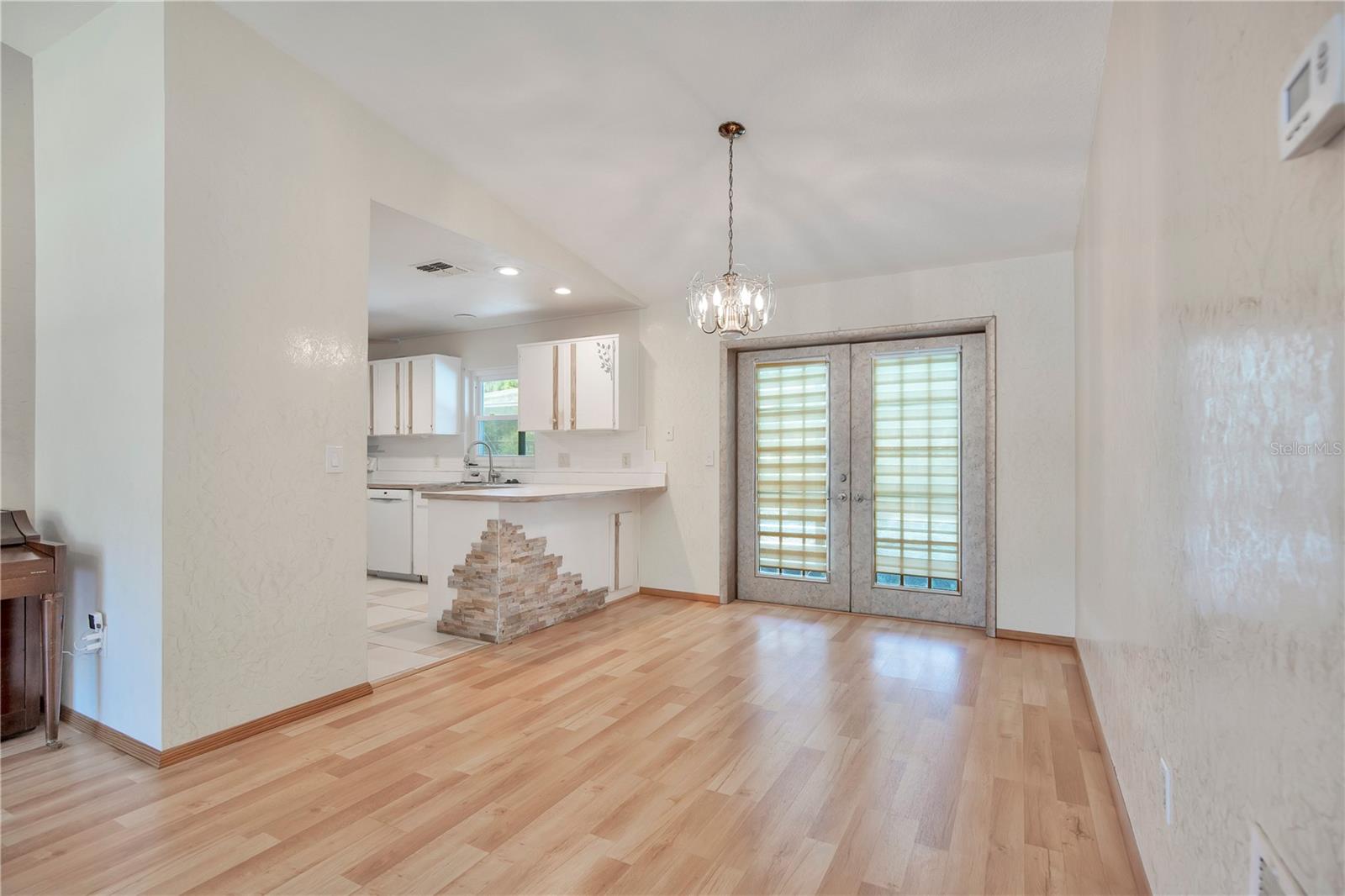 Image 9 of 36 For 1672 Bavon Drive