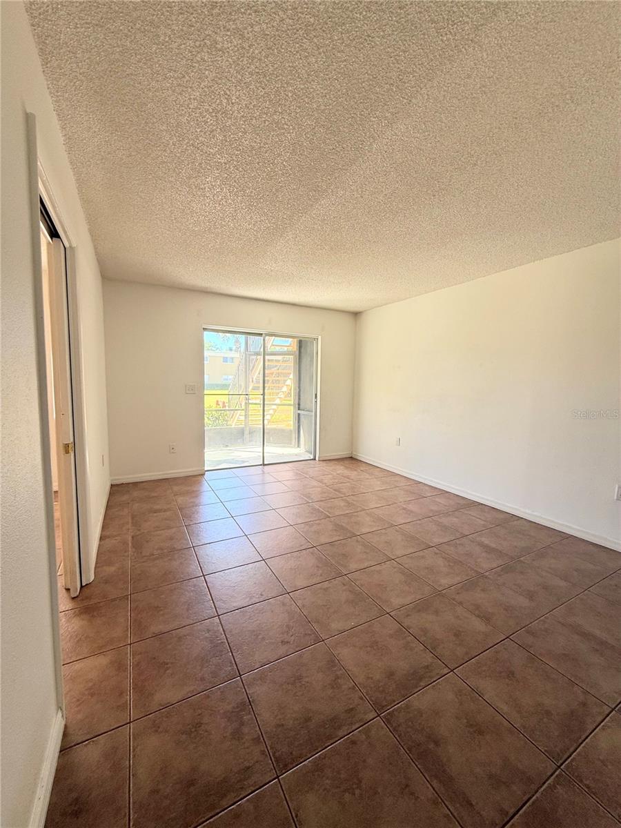 Image 14 of 50 For 1000 Lake Of The Woods Boulevard 101b