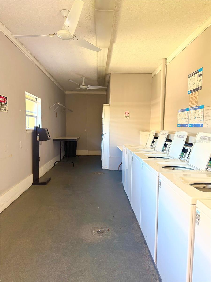 Image 39 of 50 For 1000 Lake Of The Woods Boulevard 101b