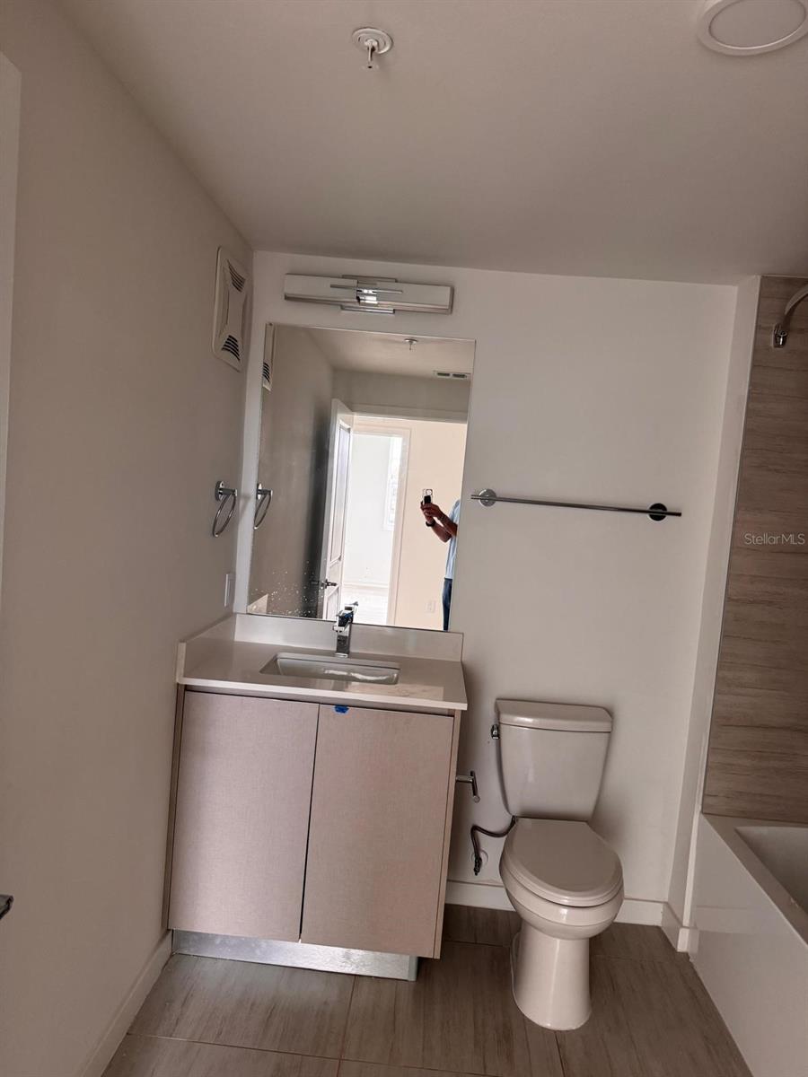 Image 5 of 8 For 5587 Millenia Boulevard 202