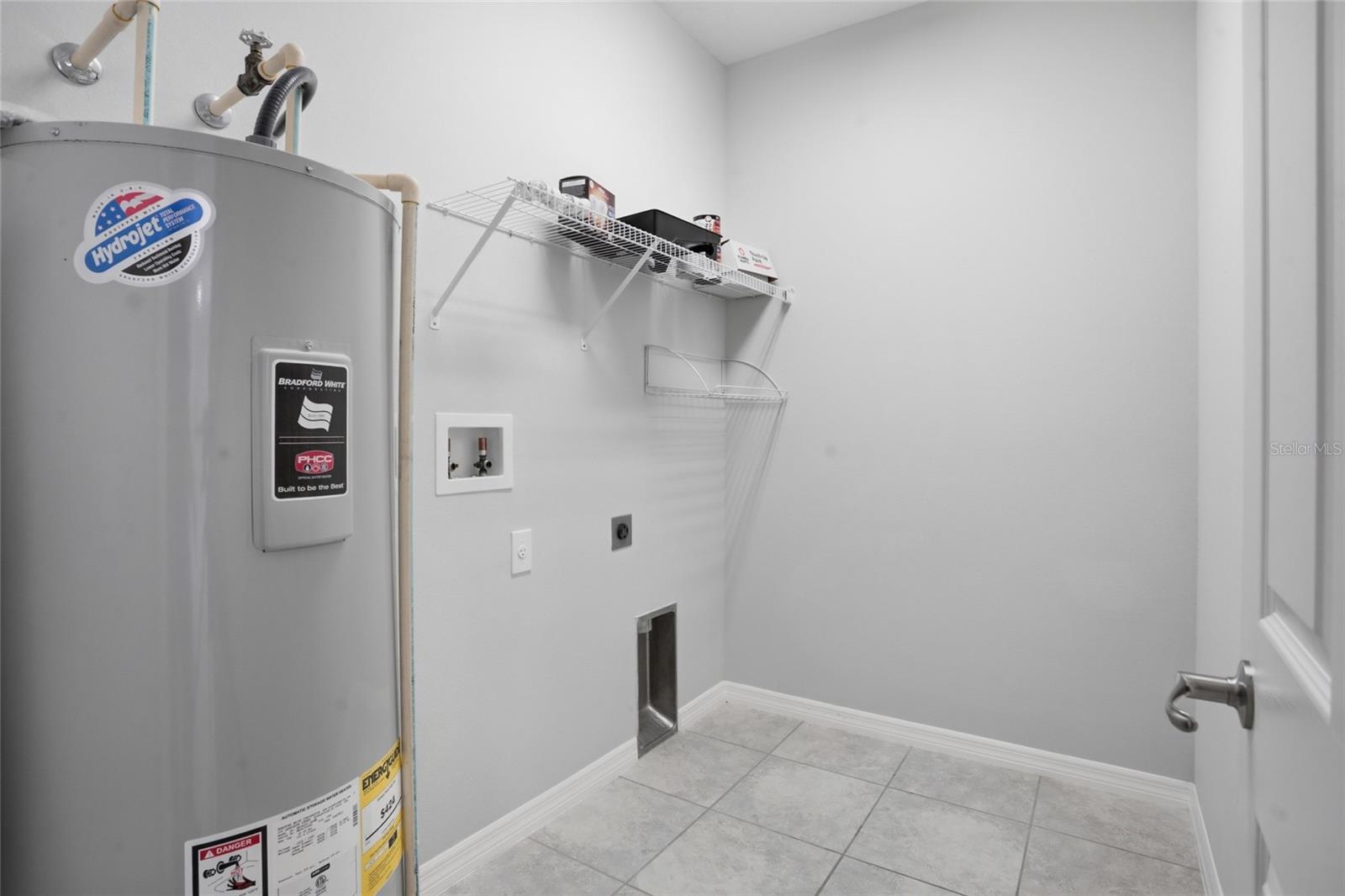 Image 22 of 36 For 1841 Overcup Avenue