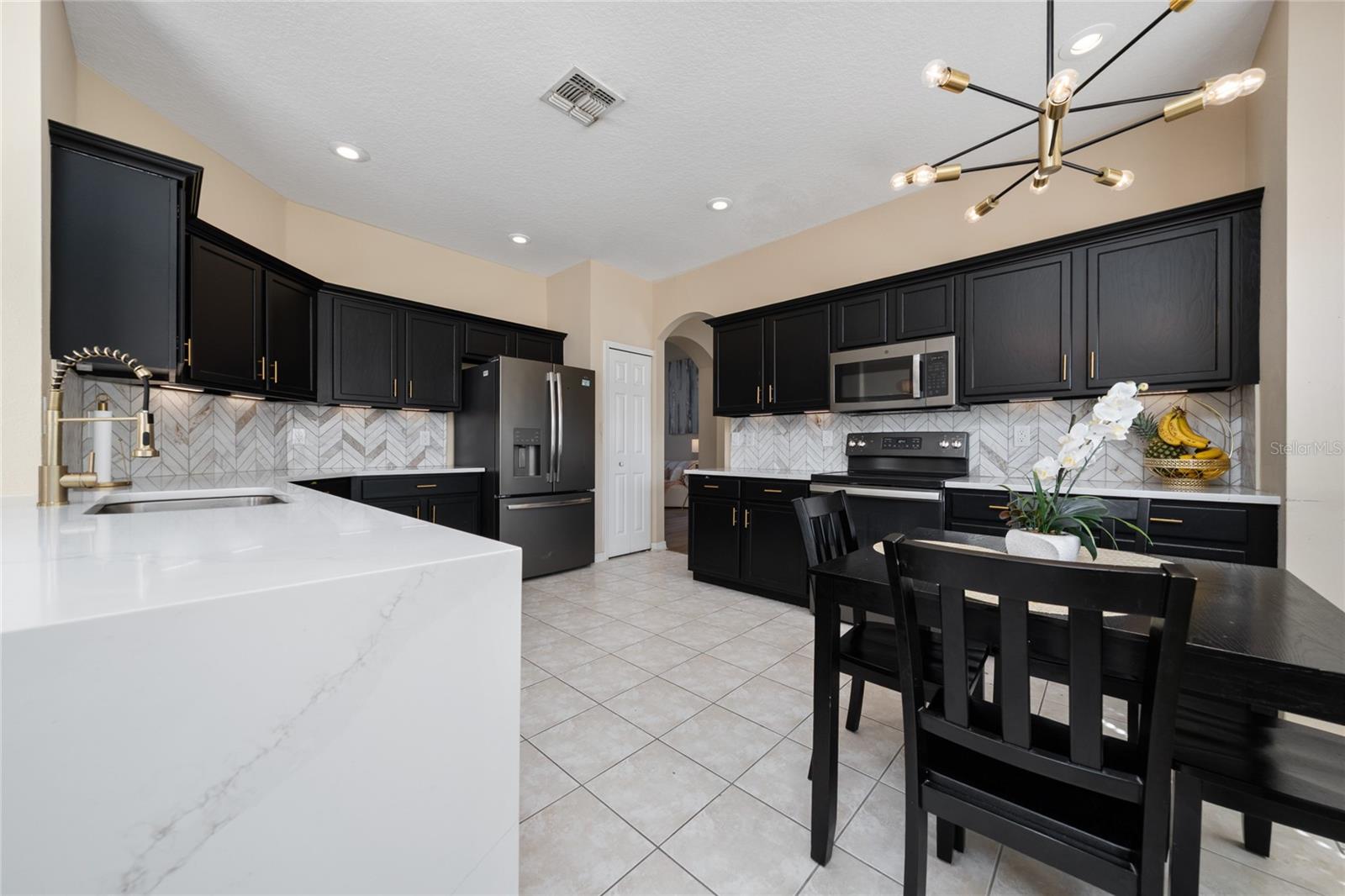 Image 10 of 31 For 2764 Patrician Circle