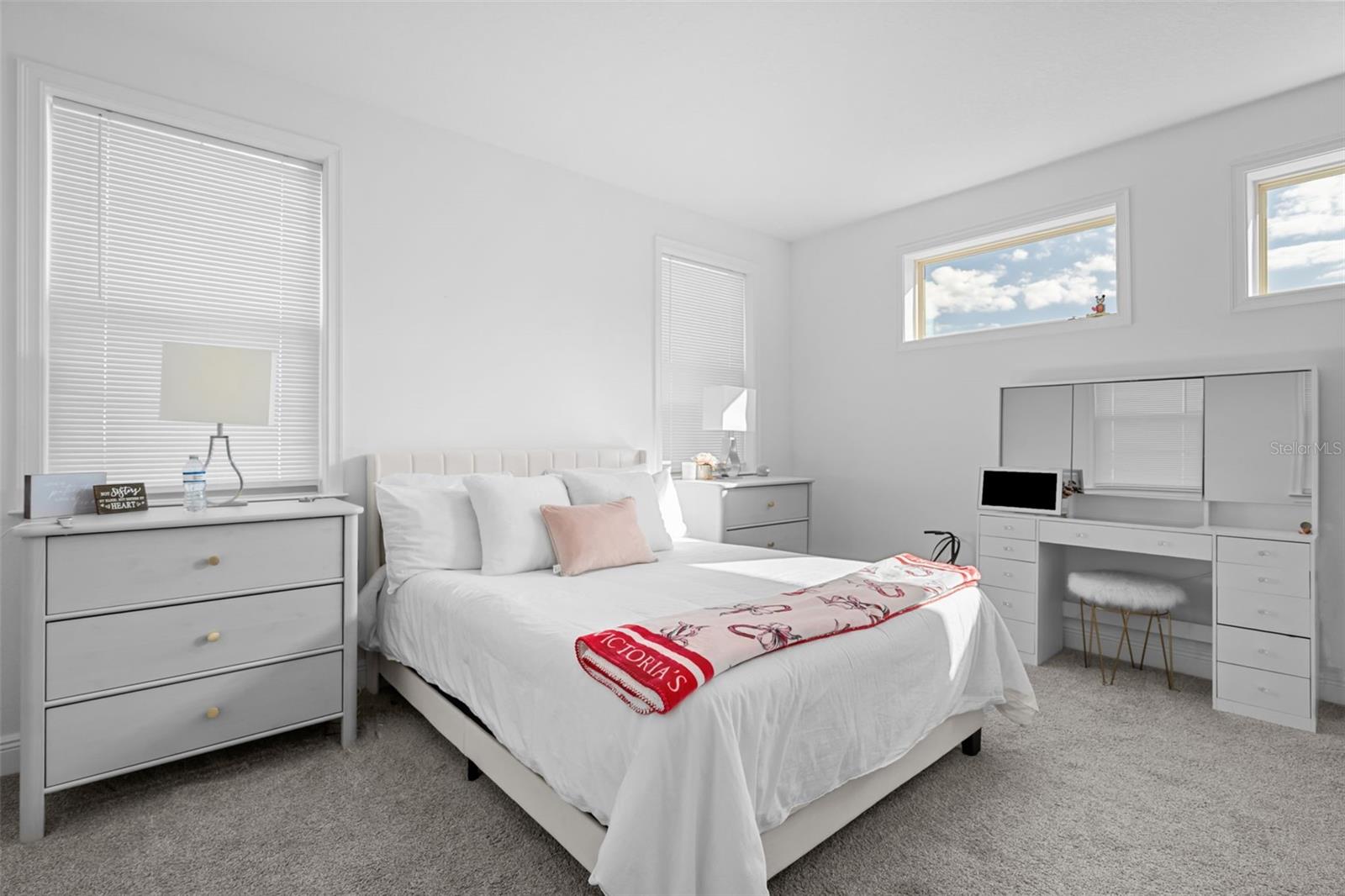 Image 37 of 61 For 13736 Larkton Lane