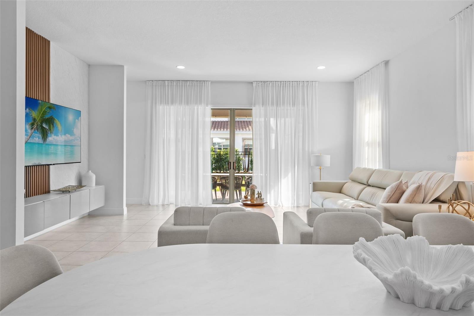 Image 17 of 61 For 13736 Larkton Lane