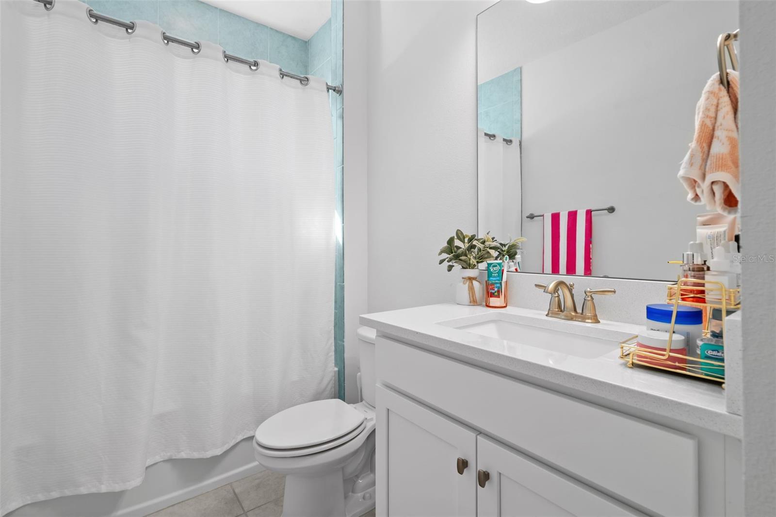 Image 40 of 61 For 13736 Larkton Lane