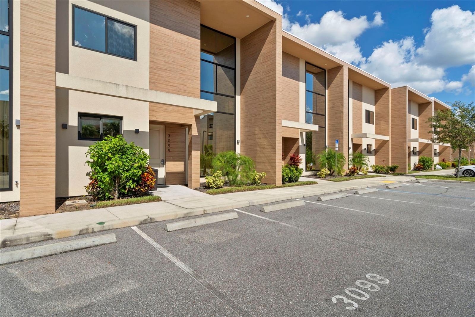 Details for 3099 Rockefeller Way, KISSIMMEE, FL 34747